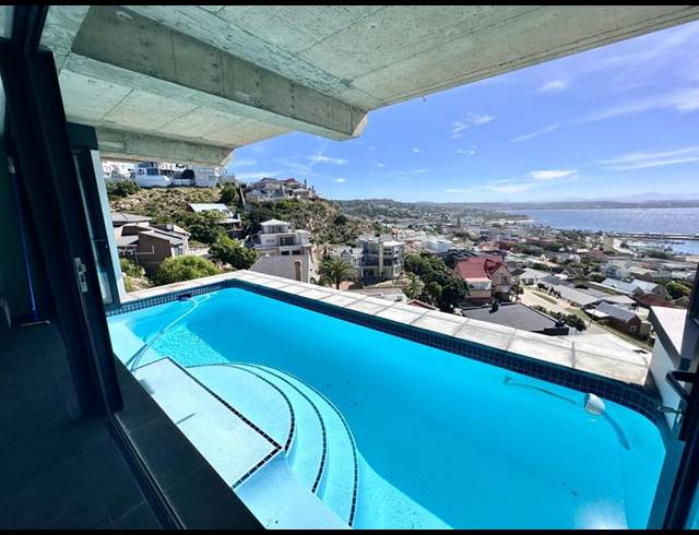 3 BEDROOM HOUSE FOR SALE IN LINKSIDE